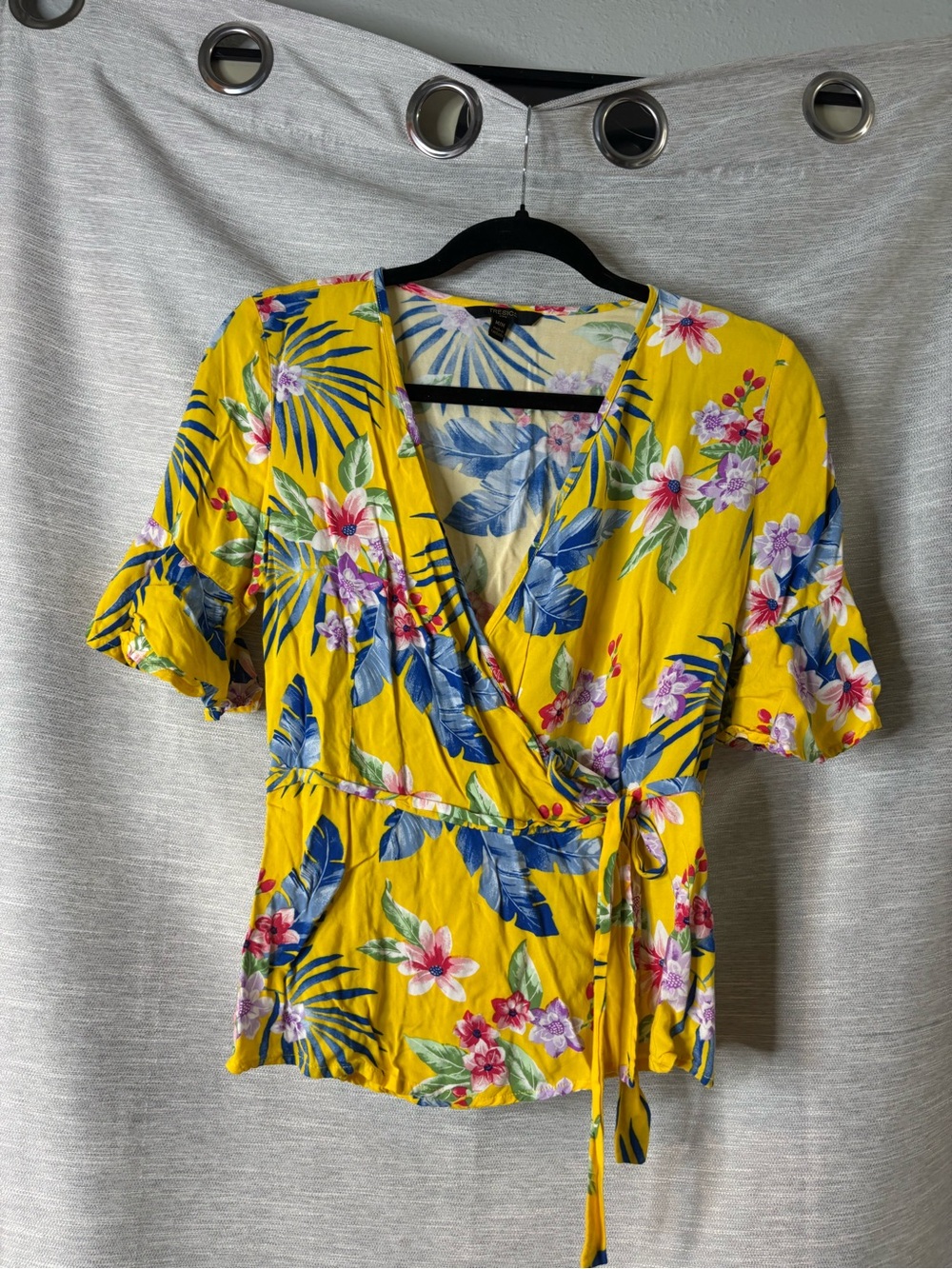 Tresics Yellow Floral Wrap Blouse with Blue Leaf Print